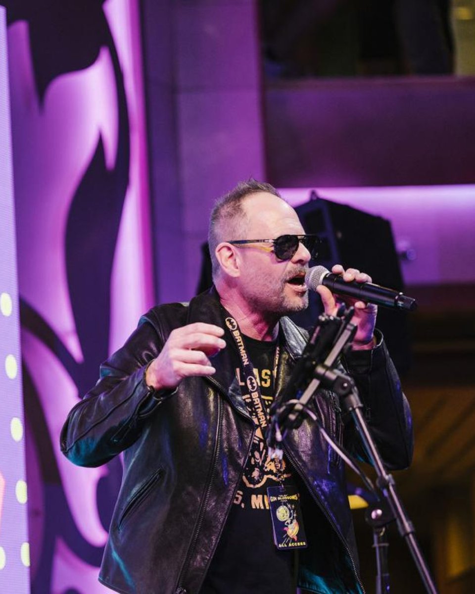 the90scruise tweet media