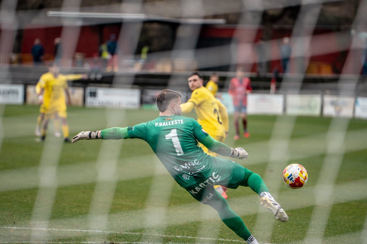 Unió Esportiva Olot tweet media