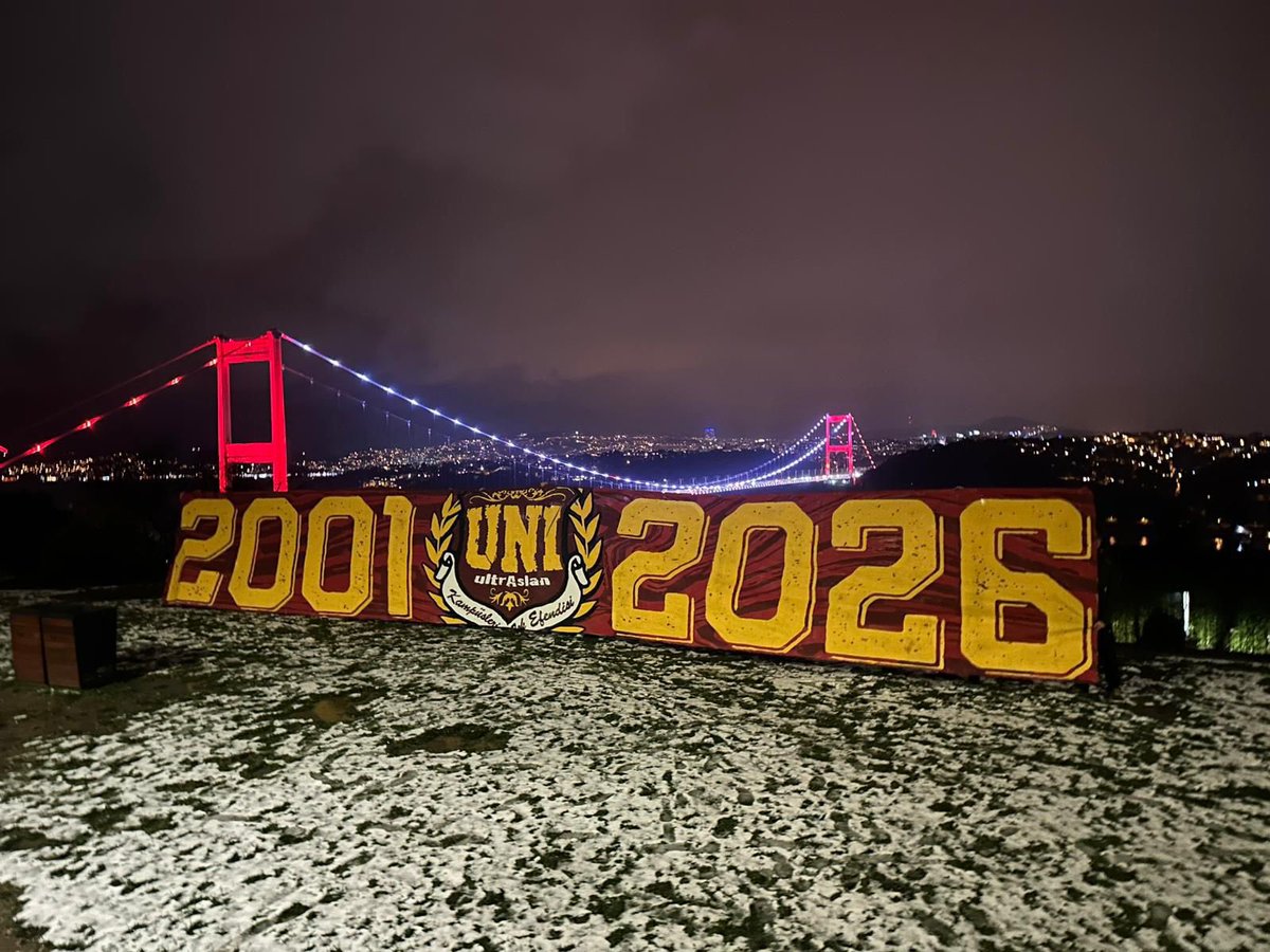 OMUZ OMUZA NİCE YILLARA! 2001 - ∞
#GalatasarayİçinYaşıyoruz #ultrAslanUNI