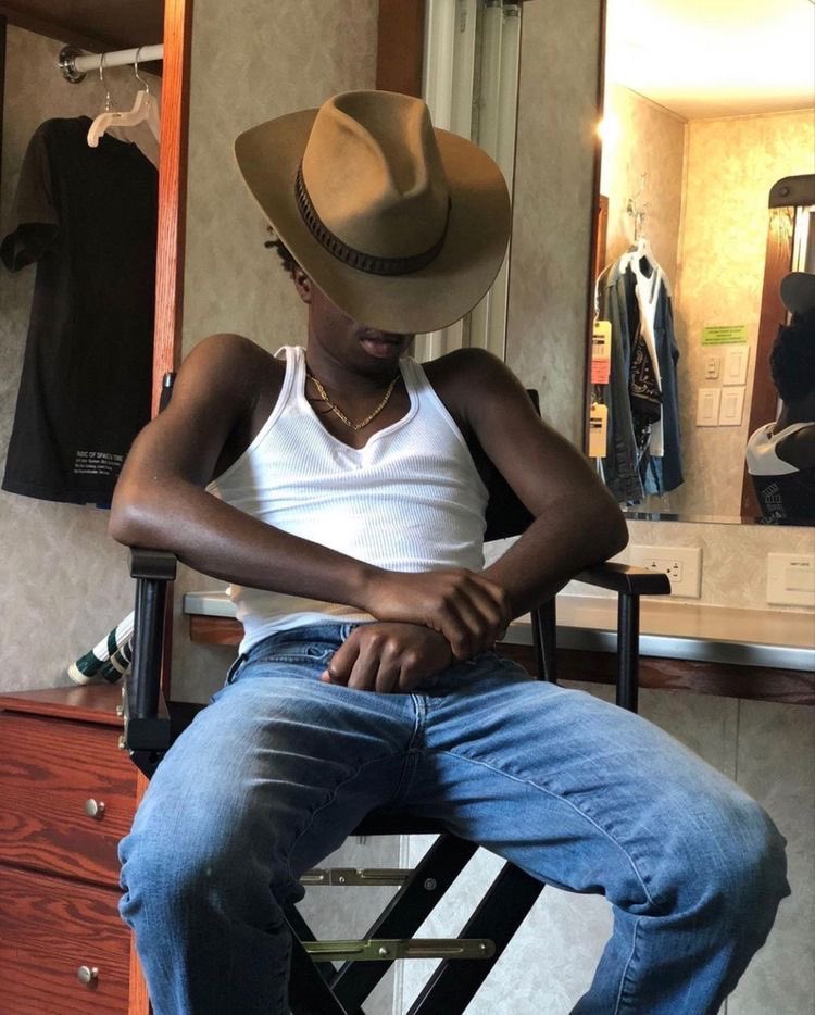 myflds's tweet image. cole, i still think of you