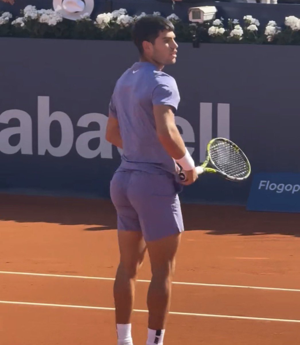 nude tvr (9k) tweet media