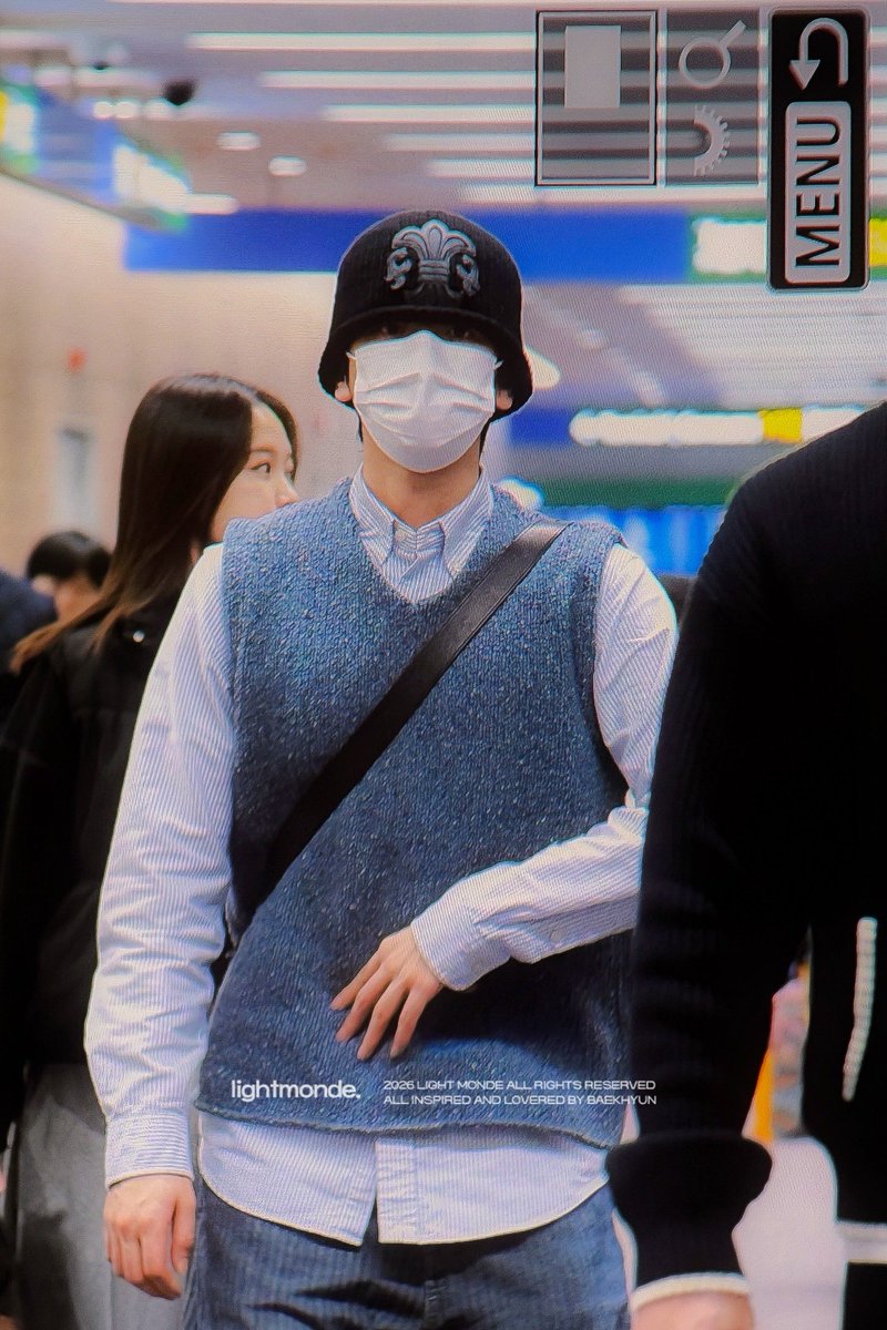 𝘭𝘪𝘨𝘩𝘵𝘮𝘰𝘯𝘥𝘦. tweet media