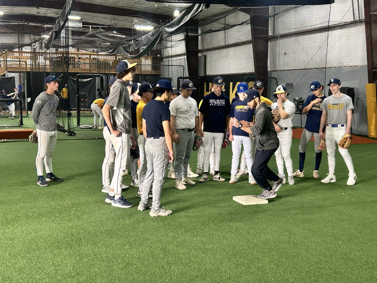 LNEagleBaseball's tweet photo. We had a great day today! Always working. 

WIN-THE-WAR https://t.co/cuhYb3Qr0h