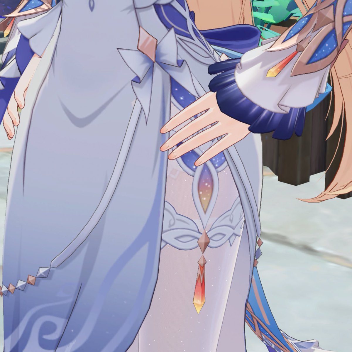 hyposelenic's tweet image. HER THIGH ACCESSORY IS EVERYTHING??