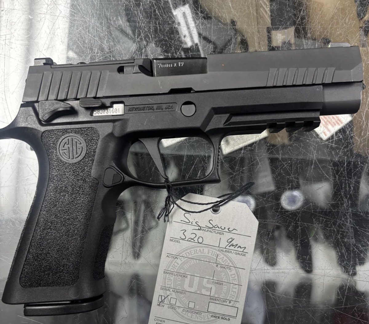 Weapons Daily tweet media