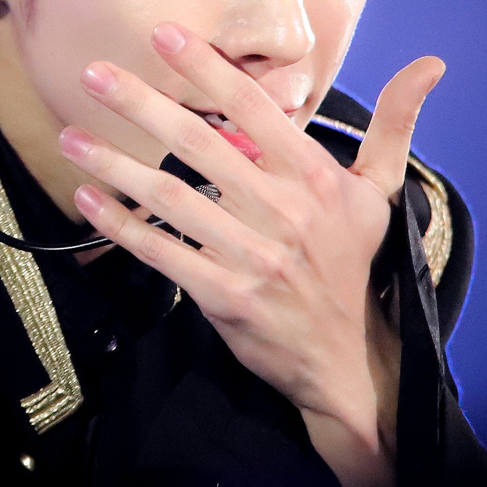 taehyun's hands tweet media