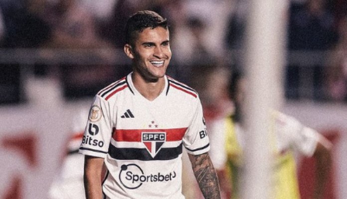 gabrywI's tweet photo. Valeu a pena ter doado o autor do gol mais importante dos últimos 15 anos

Estamos bem de meias agora. https://t.co/Ih6te96fwK