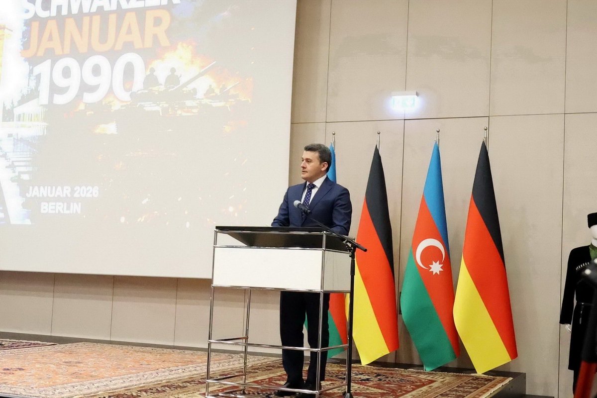 TC_BerlinBE's tweet image. Azerbaycan’ın Berlin Büyükelçisi Sayın Nesimi Ağayev evsahipliğinde düzenlenen anma etkinliği kapsamında 20 Ocak 1990'da bağımsızlık uğruna şehit düşen Kardeş Azerbaycan'ın kahramanlarını saygı ve rahmetle yad ettik. 🇹🇷🇦🇿