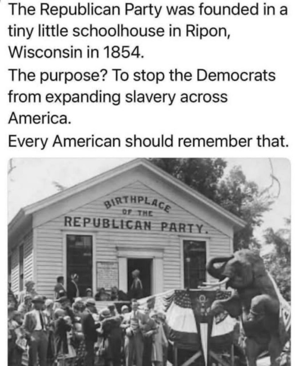 rawk_princess's tweet image. Murdering babies and wanting money you’re not owed? Nice bio 🙄🙄
White supremecy my eyeball. White folks are the reason slavery ended.
Btw ask democrats for reparations. They’re the ones who owe it. Reparations were paid in blood starting with Lincoln. #schoolsinsession💫