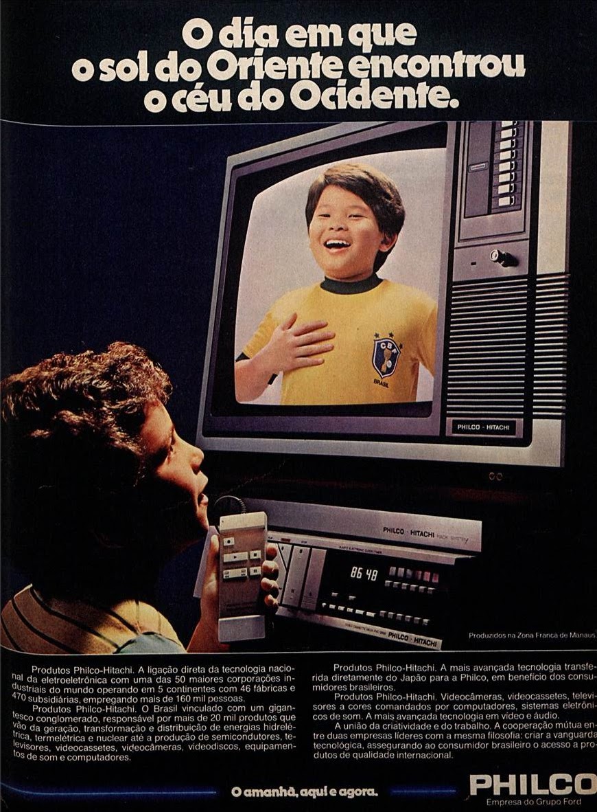 O anúncio da Philco aposta forte na emoção como ponte entre tecnologia e afeto. A cena do garoto diante da televisão cria uma conexão imediata com o telespectador, explorando identificação e sensibilidade. Ano 1984: propagandashistoricas.com.br/2026/01/linha-…