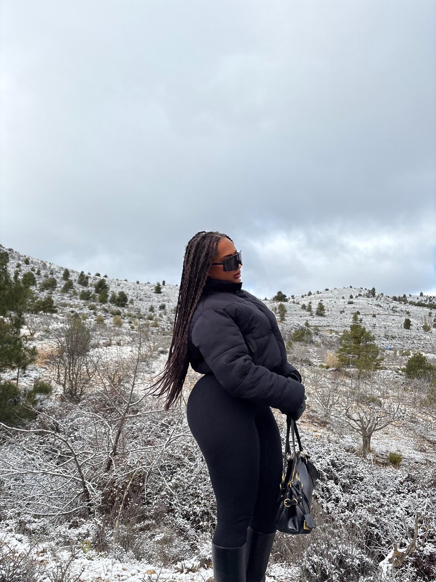 ๐๐๐๐ญ๐ข๐ฆ๐๐๐ tweet media