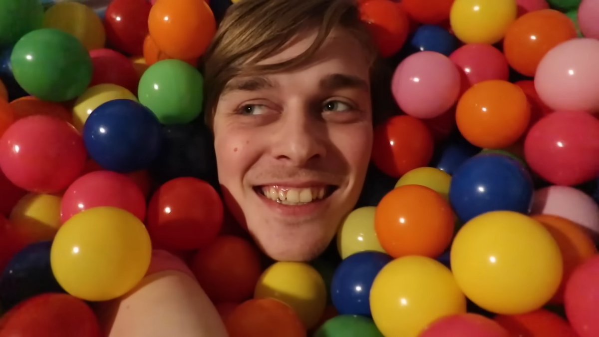 The devious Yellow Rabbit: