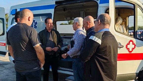 <a href="/DiazCanelB/">Miguel Díaz-Canel Bermúdez</a> <a href="/naimatrujillob/">Naima Ariatne Trujillo Barreto</a> <a href="/DeivyPrezMartn1/">Deivy Pérez Martín</a> <a href="/AlexisLorente74/">Alexis Lorente Jiménez</a> 🚑 Nuevo parque de ambulancias reforzará sistema cubano de urgencias médicas. radiosanctispiritus.cu/es/nuevo-parqu…