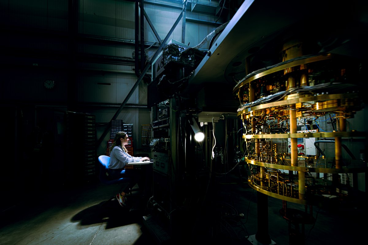 particlenews's tweet image. 2025 Global Physics Photowalk — @INFN_LNF 
Inside the CryOgenic Lab for Detectors, scientists work just fractions of a degree above absolute zero to search for the universe’s rarest signals.

Vote for the People’s Choice: interactions.org/photowalk-voti…
 #PhysPics25 #INFN #DarkMatter