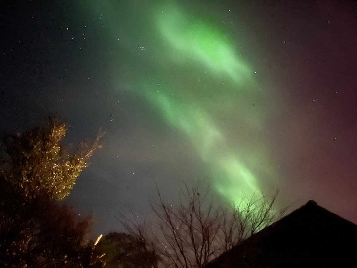 HennetjeO's tweet photo. Wtf! #noorderlicht #westerlee https://t.co/35fTXlvJNo