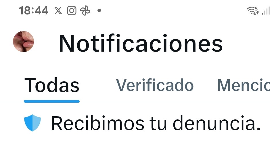 <a href="/CaroBahena11/">Carolina Bahena 🇲🇽🇪🇸</a>