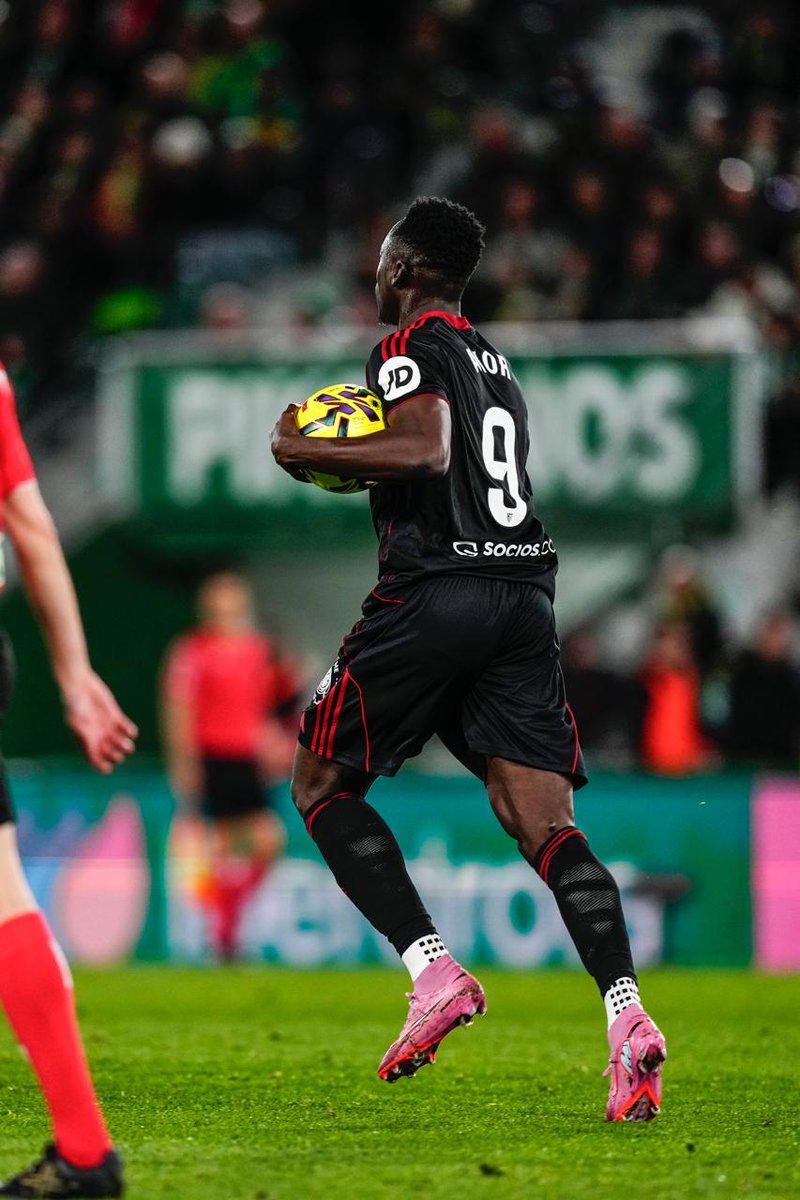 Sevilla FC tweet media