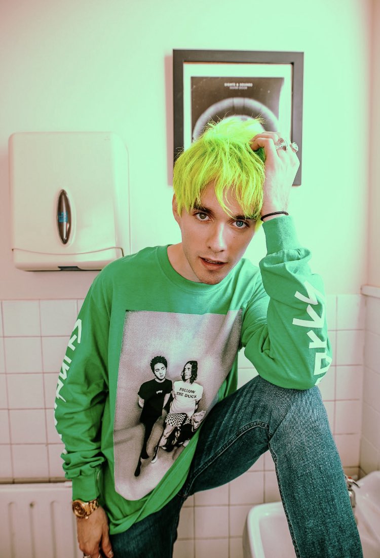 <a href="/SCWOfficial/">Ian</a> <a href="/lyricalbananna/">Anna 🩷💛 | #1 Self-Sabotage Stan</a> Anna and I will team up and make it happen trust