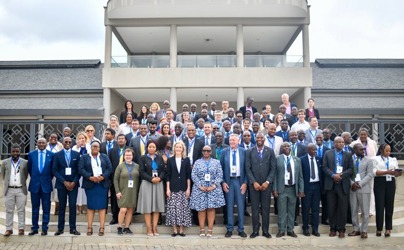 INTER-PARES.EU tweet media