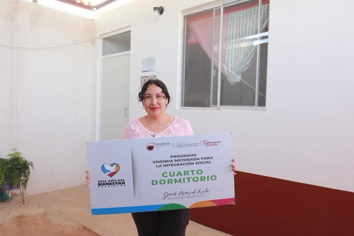 #Zacatecas ℹ️ | La <a href="/Seduvot_Zac/">SEDUVOT</a> realizó la entrega de apoyos del Programa Vivienda para el Bienestar Social en las comunidades de Norias de San Miguel y Norias de Guadalupe, pertenecientes al municipio de Loreto.

#ViviendaAdecuada