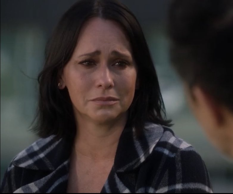 thatsmonic's tweet image. “I’m not easy to               “Then I’ll love. you 
love.”                                     harder!”