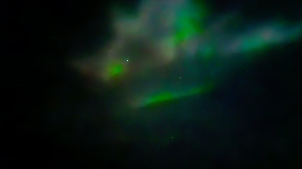 A bit misty in #Laois but managed to spot the #Aurora #northernlights this evening.