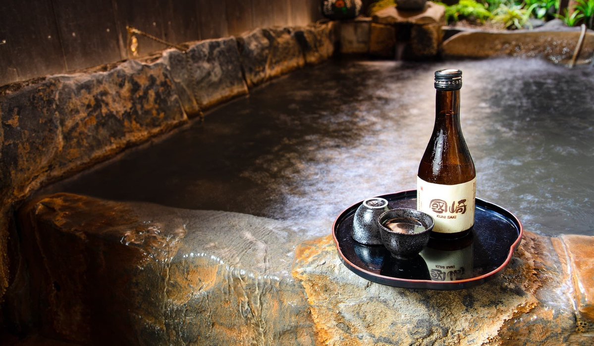 onsenpeople's tweet image. 【1月20日】
温泉人間が1番泊まりたい宿
♨️長崎・小浜温泉 旅館 國崎♨️　
今日は大寒で最も寒い時期。
最も寒いなら…放熱量日本一、源泉温度105℃の最も熱い小浜温泉が良いのではないでしょうか♨️😌♨️
秘湯宿に泊まって心も体も熱くなりたい♨️
#温泉カレンダー