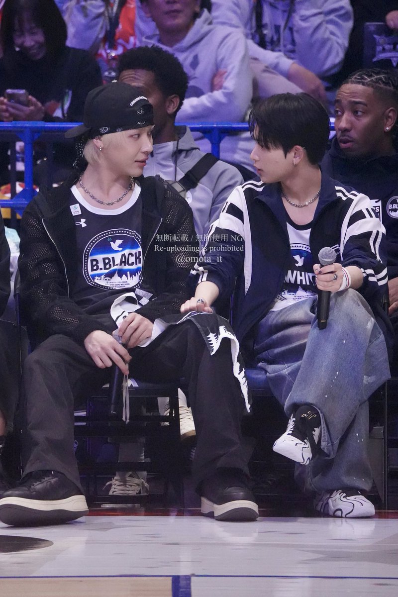 뭔가 야한 분위기