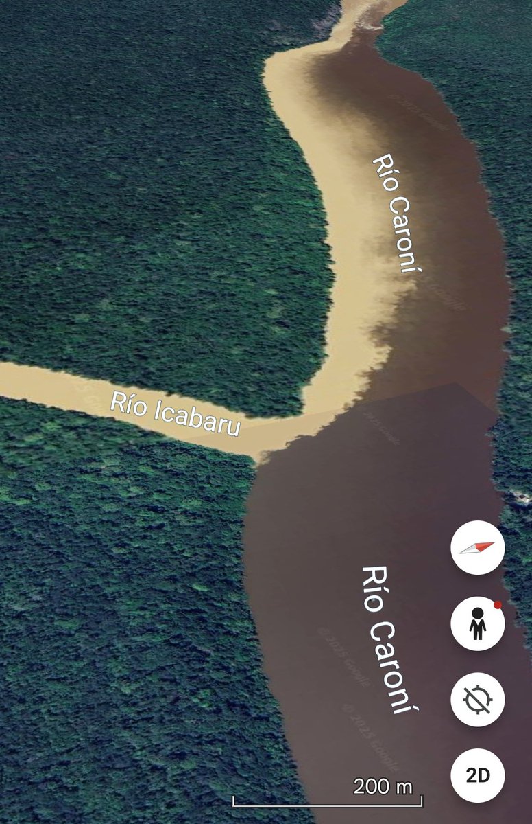 #Alerta #Venezuela 

Continúa la explotación aurífera ilegal en el río Icabarú #GranSabana  -tributario del  Caroní.  
Gran número d balsas siguen activas hoy, socavando el lecho del río, lo q aumenta la carga d sedimentos en su cauce x la intensa y persistente actividad aurífera