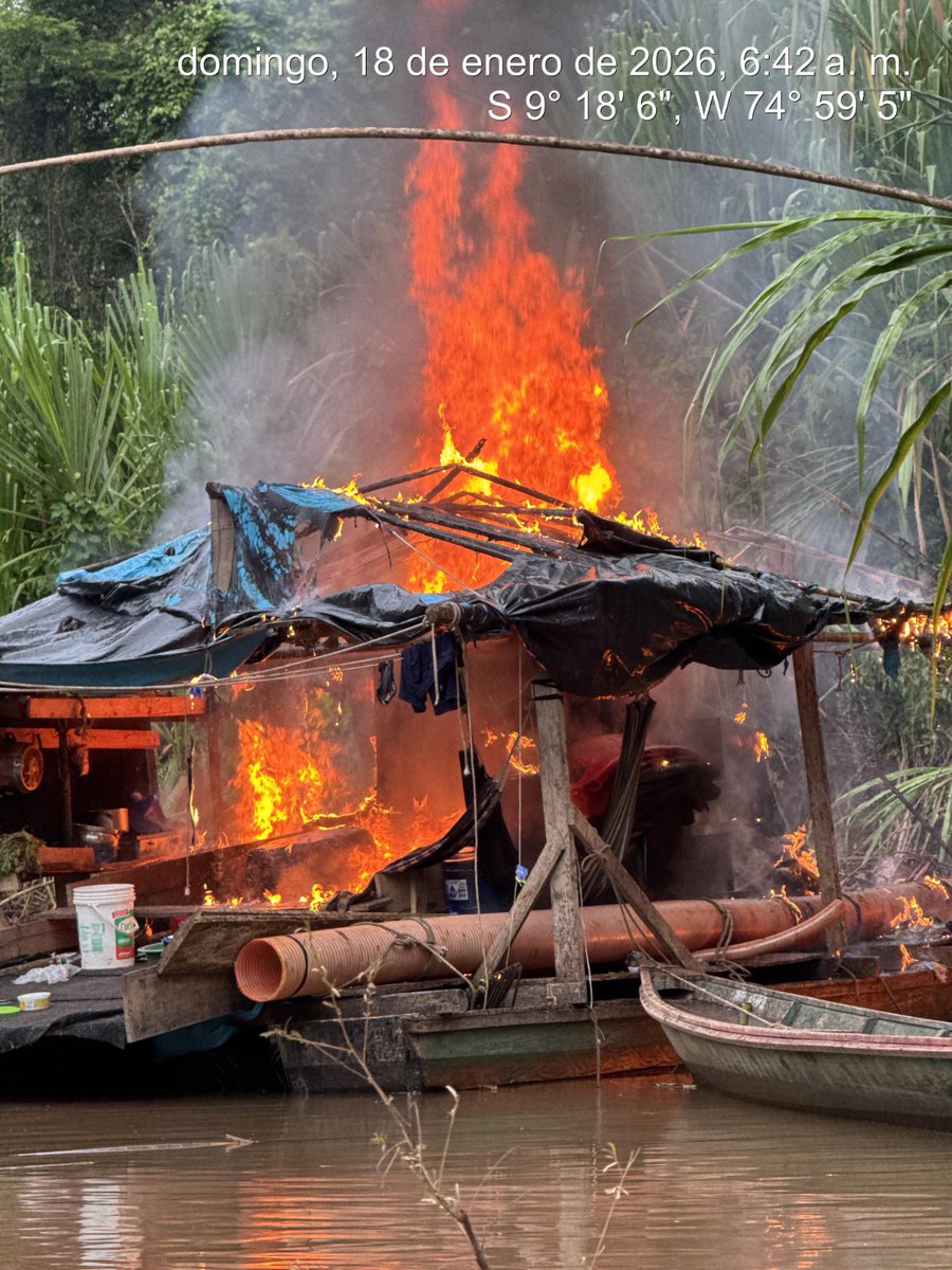MGP_DICAPI's tweet image. La Marina de Guerra del Perú, a través de la Jefatura del Distrito de Capitanía 4, realizó un operativo contra la minería ilegal, con la participación del personal de la Unidad de Control Fluvial Puerto Inca. acortar.link/n67wIz