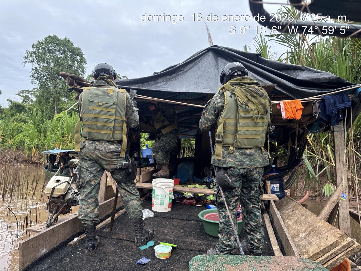 MGP_DICAPI's tweet image. La Marina de Guerra del Perú, a través de la Jefatura del Distrito de Capitanía 4, realizó un operativo contra la minería ilegal, con la participación del personal de la Unidad de Control Fluvial Puerto Inca. acortar.link/n67wIz