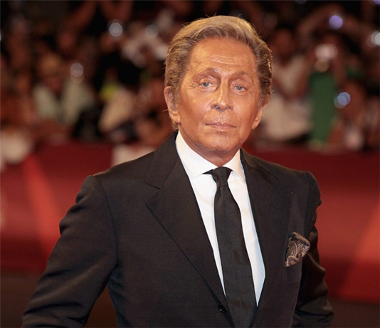 UchoInfo's tweet image. Morre em Roma, aos 93 anos, o consagrado designer italiano Valentino #ValentinoGaravani #moda #designerdemoda #GiancarloGiammetti #Italia #Roma tinyurl.com/77uumubt