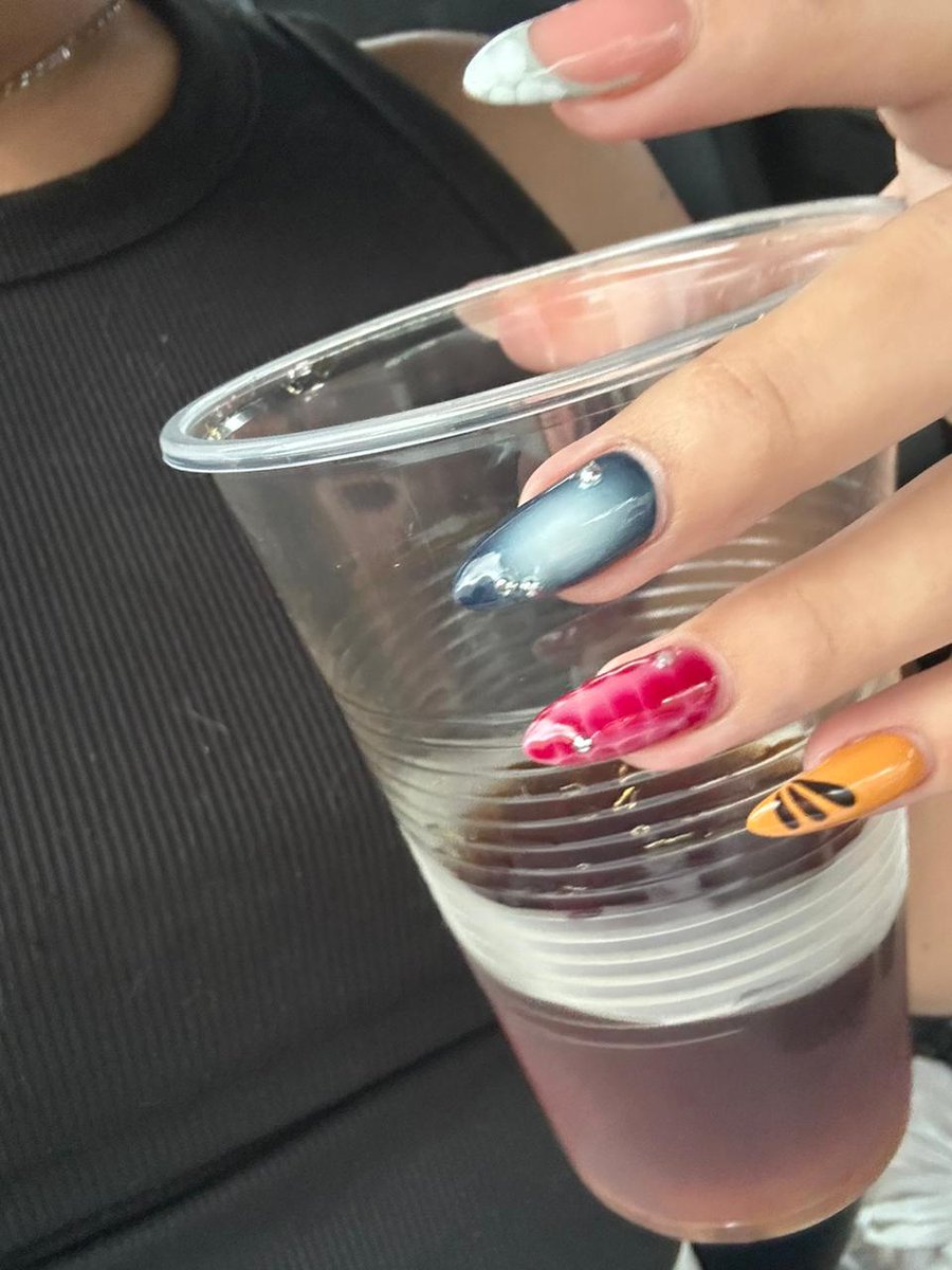 finitabilingue's tweet image. amén gloria a dios