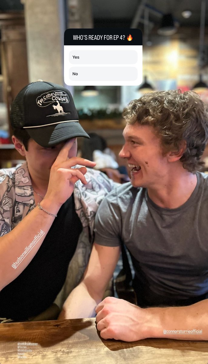 mjhollanov's tweet image. Aww, I knew that cowboy cap was Connor’s.