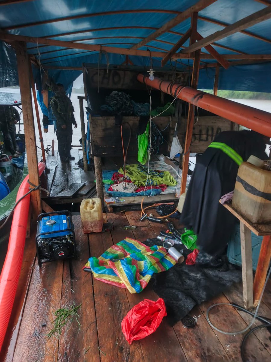 MGP_DICAPI's tweet image. La Capitanía de Puerto de Iquitos, realizó un operativo contra la minería ilegal, en coordinación con Fiscalía Especializada en Materia Ambiental de Loreto, en inmediaciones de la localidad de Huaman Urco.
acortar.link/7vxxkl