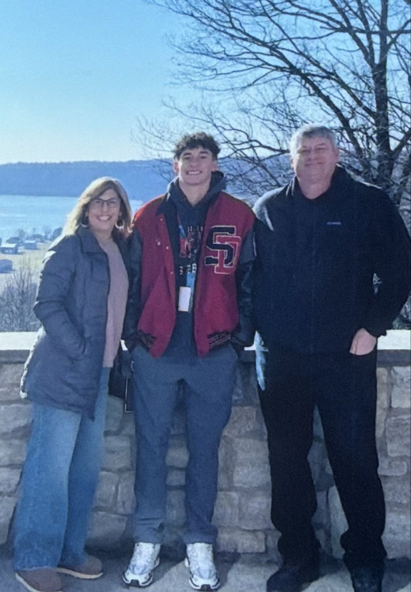 aprobst_3's tweet photo. Very grateful for the opportunity to visit Hanover this morning. Thank you Coach White (@jacksonwhite_17) and Coach Bellak (@GrantAB15) for the time, hospitality, and experience. Beautiful campus and an unforgettable visit. 

@HanoverBase @SDHSBaseball25 @PickettPitching @_STDUB https://t.co/GdEINI0HuN
