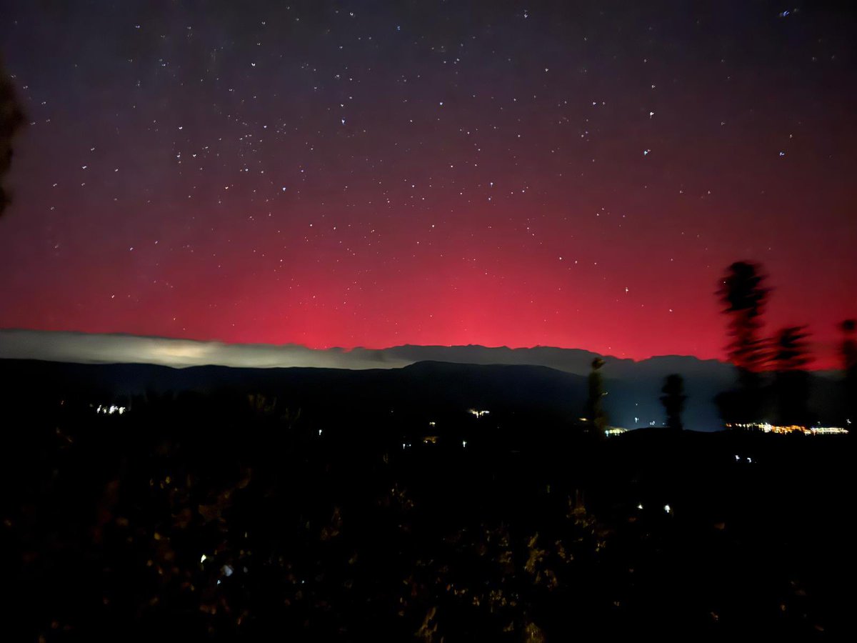 Otra vez  la Aurora Boreal en España, foto desde Jaraiz de la Vera
<a href="/CesarGonzaloGar/">César Gonzalo</a>