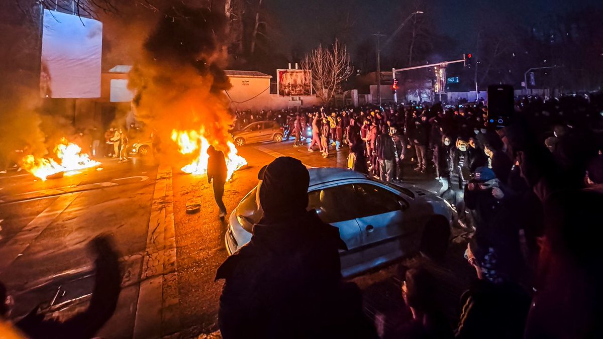 Little Think Tank tweet media