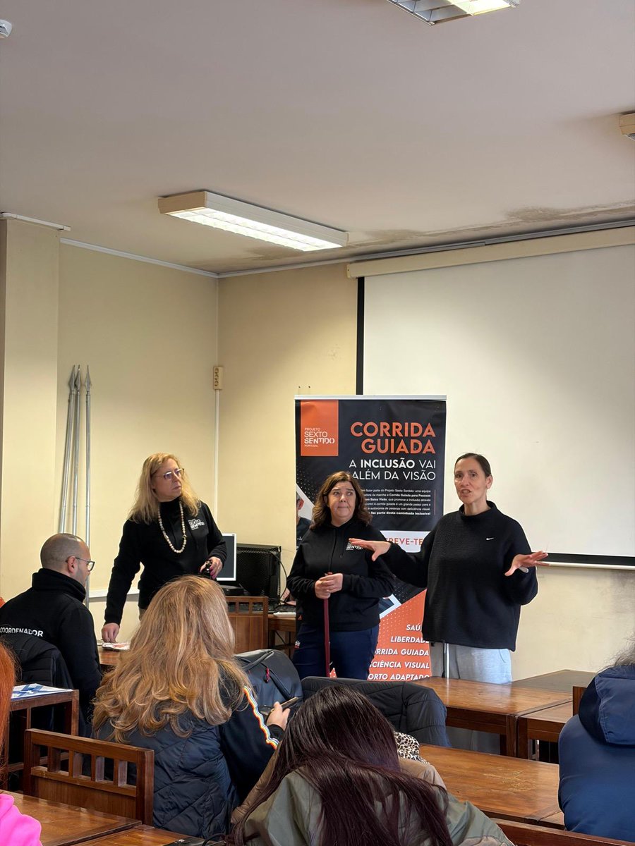 [PT] E com o início do ano, arrancou a formação Guiar com Sentido - do @projetosextosentidopt 🧡

---

[ENG] And with the start of the year, the Guiar com Sentido (Guiding with Meaning) training programme kicked off - from @projetosextosentidopt 🧡

@ciie_fpceup <a href="/fpceup/">FPCEUP</a>