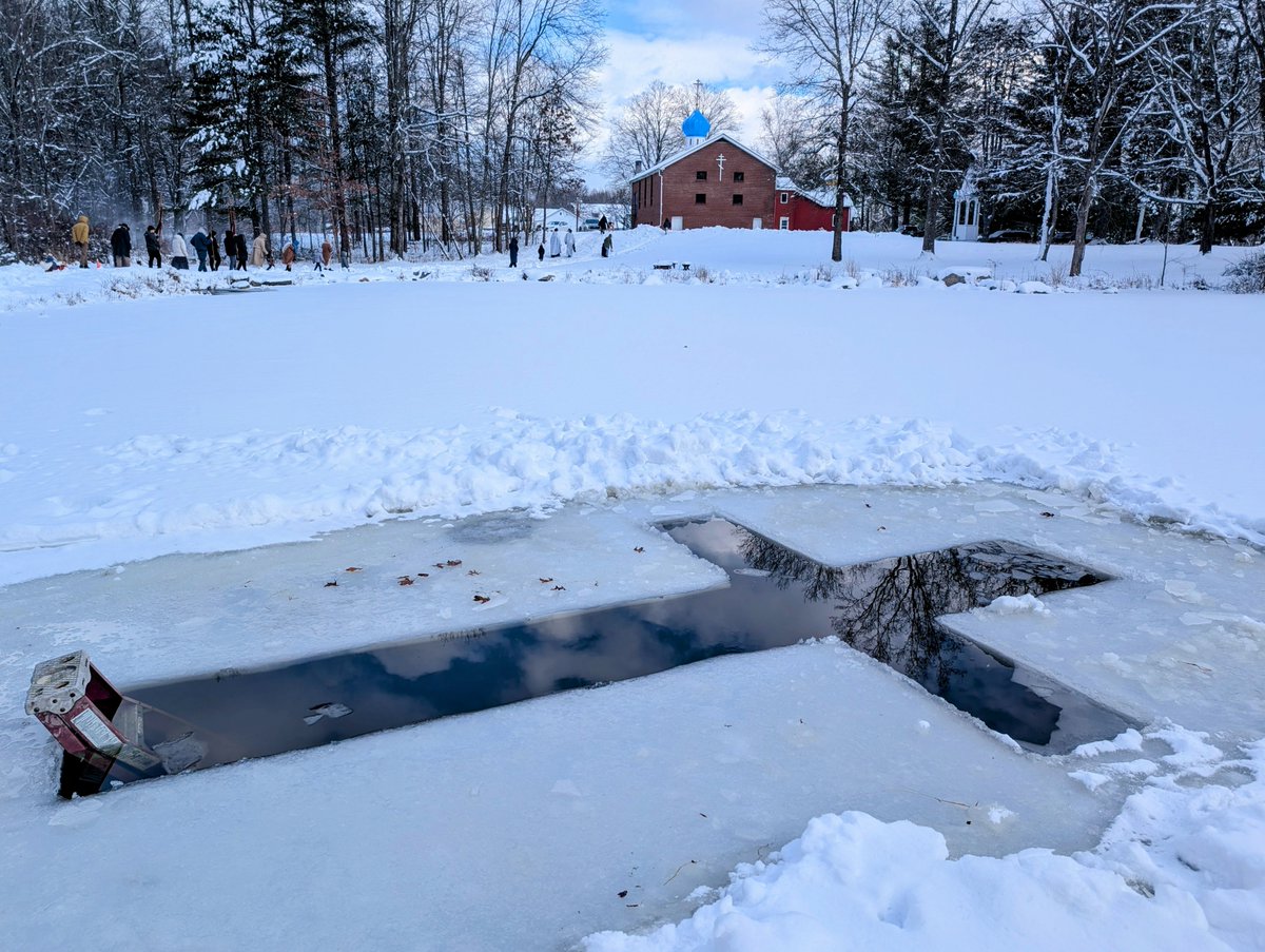 Another traditional #plunge today for the #Orthodox #Epiphany (Holy #Theophany of Christ) to commemorate Jesus' baptism in the Jordan River, symbolizing spiritual purification, forgiveness of sins, and a fresh start for the new year. We got "feels like" 23F/-5C. No Siberia...
