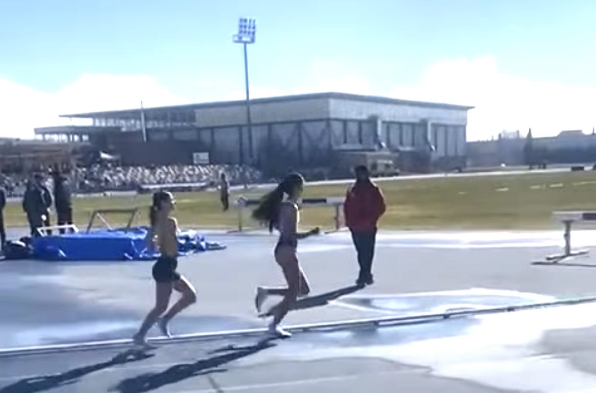 La sub-18 del <a href="/AtletismoToledo/">ClubAtletismoToledo</a> Minerva Lao corrió este domingo en Albacete 1,500 metros en 5:24.74, fuera del concurso provincial escolar en pista, siendo superada solo en la única serie disputada por la local Lara Ruiz. 💛