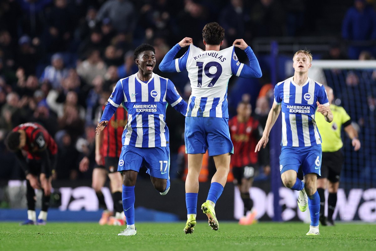 premierleague's tweet photo. 91st minute, losing 1-0. 

Up steps Charalampos Kostoulas with a stunning strike 😱 https://t.co/AiXSYe3vD2
