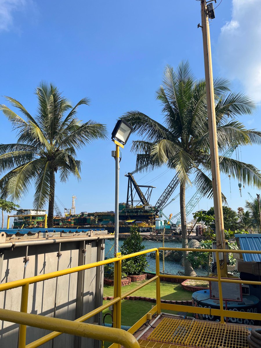 doomdevata's tweet image. mau balek mcdermott lagi 😩