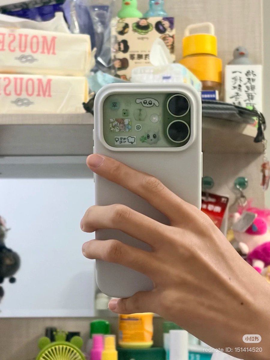 tweetbyyahn's tweet photo. Do you like the style of cameras that iPhone 17 owners have added to their iPhone? https://t.co/ieYfir7n9j