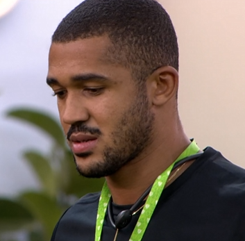 poptime's tweet image. o cagão mal chegou e já pode sair