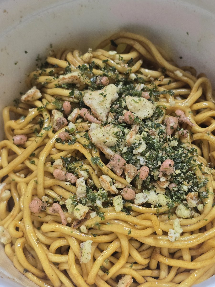 ダンボール箱は届いた。あとは梱包材が届いてないんだけど今ある分で足りるかどうか。なるべく本日発送できるように発送伝票作成を終わらせます。その前に素早く朝ごはんをかきこみます。