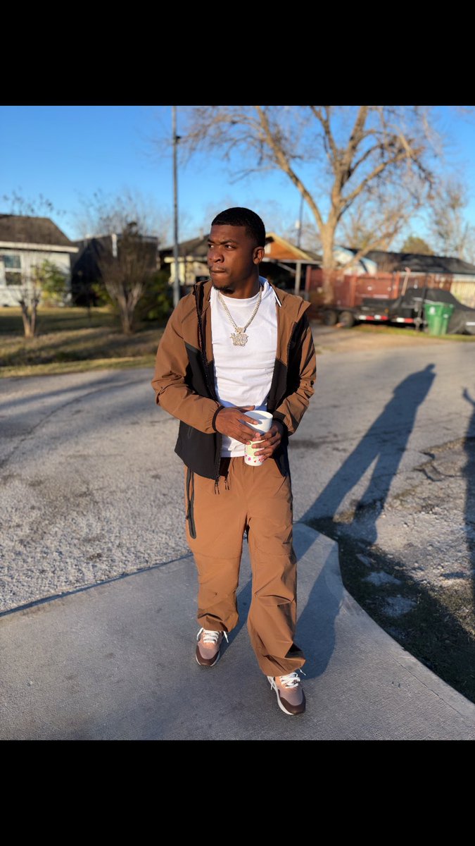 biggroee's tweet image. Whoopty Dooo tf would I care for?🅿️