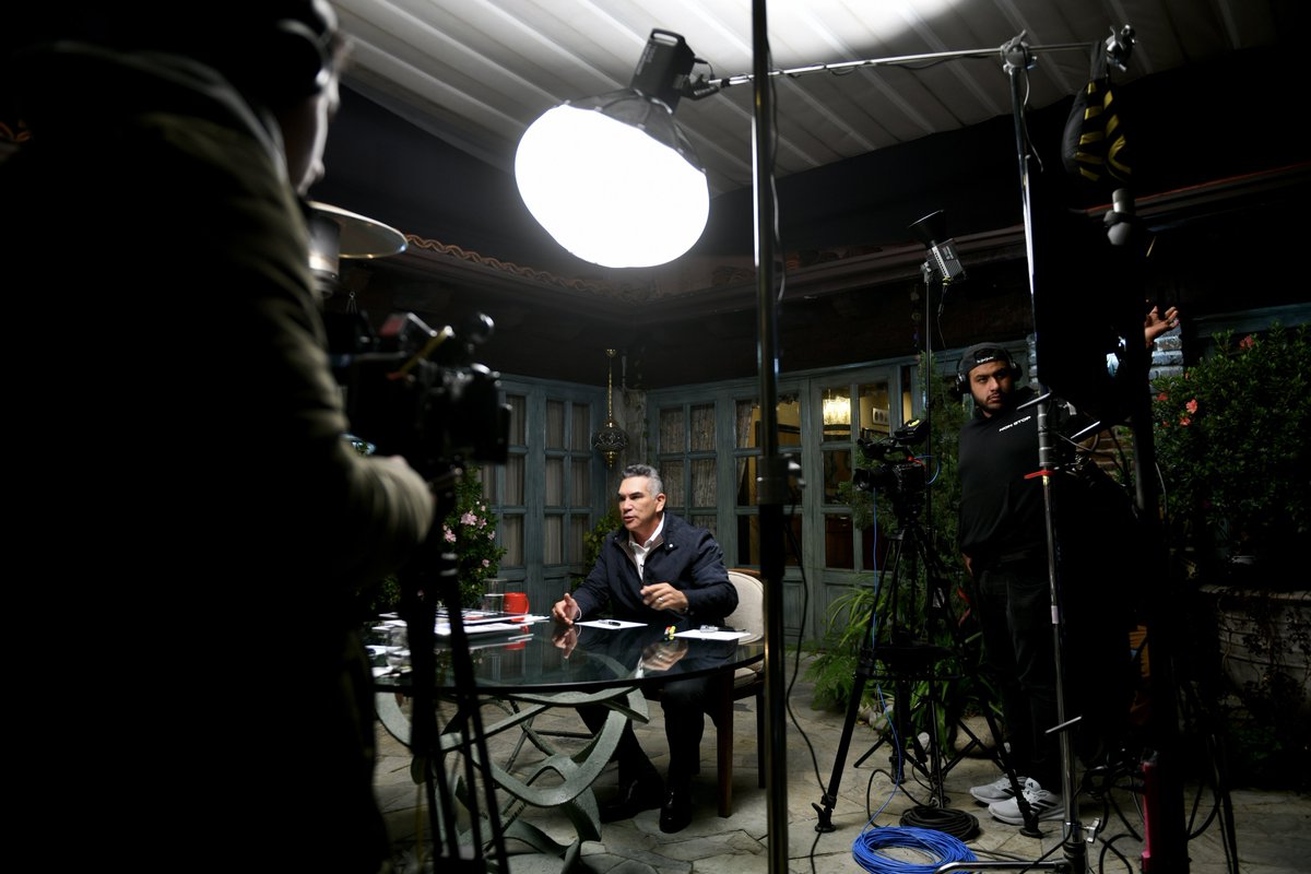 alitomorenoc's tweet image. Hoy en La Oposición, por @AtypicalTeve, desenmascaramos el desastre que MORENA le ha provocado a México. Inseguridad fuera de control, un gobierno rebasado y un poder que prefiere mentir antes que hacerse responsable.

Los priistas vamos con fuerza y sin miedo. Señalamos de…