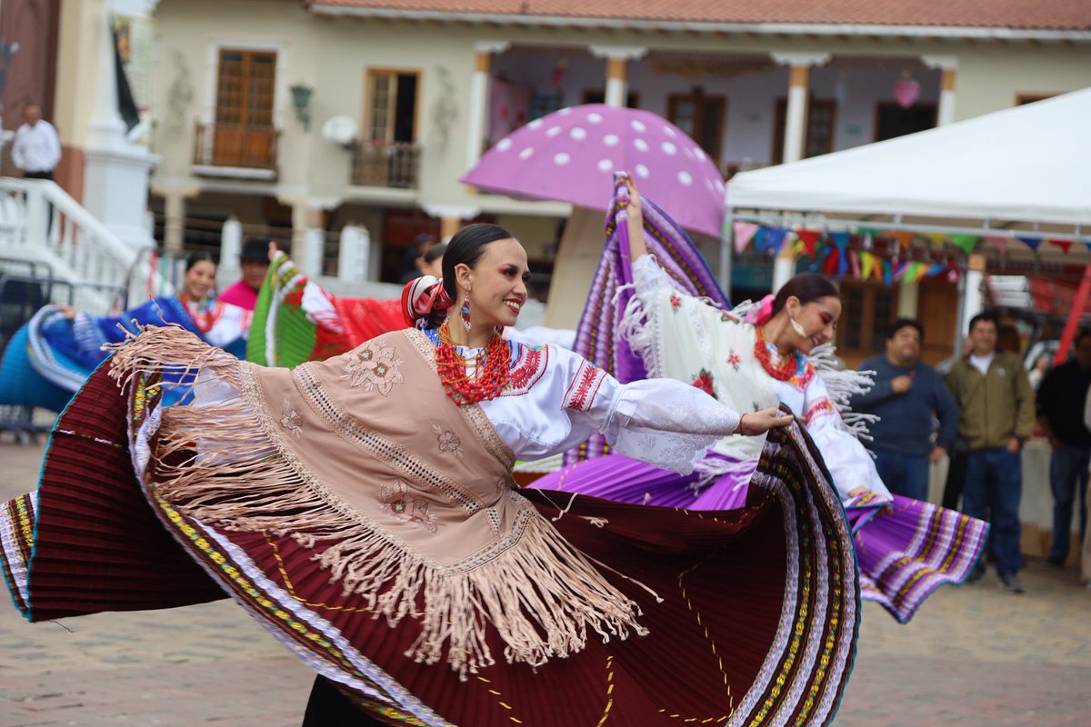 #Loja | Feria de emprendimientos y dulces de San Sebastián. 🧁 🍭 😋