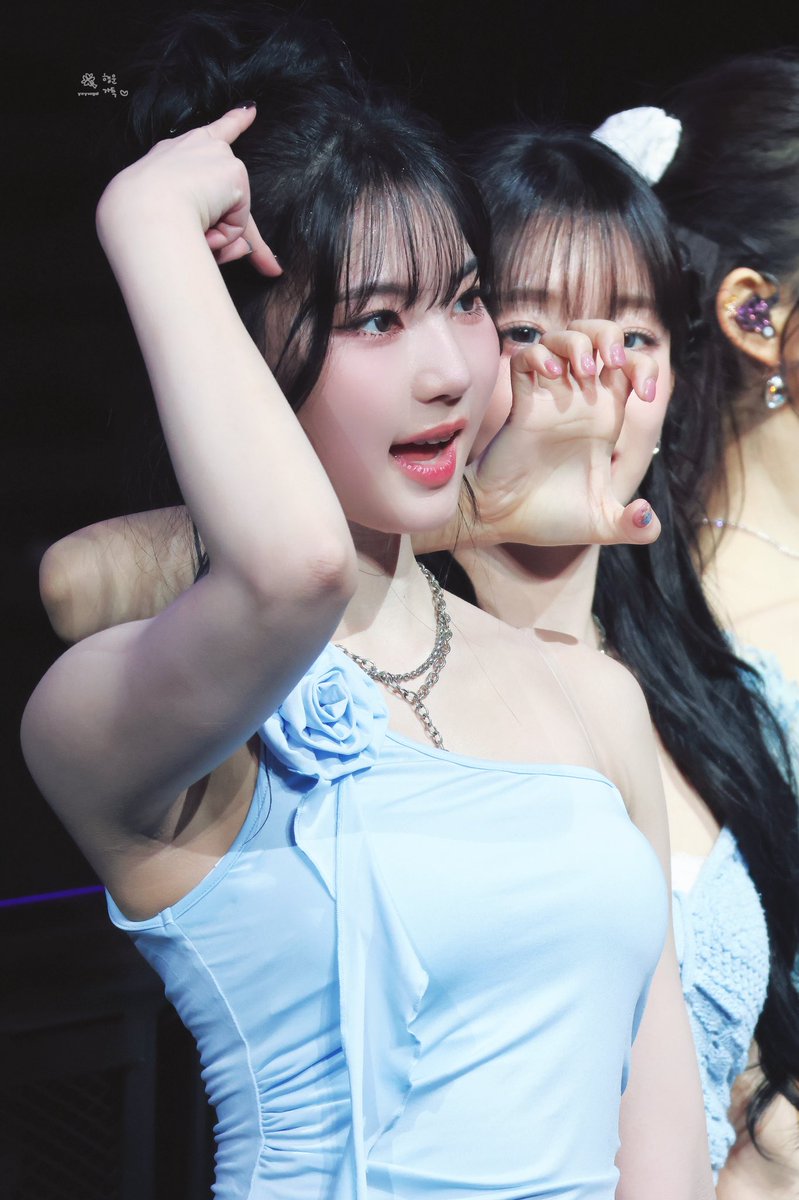 260117

#STAYC #스테이씨 
#Sumin #수민
#ISA #아이사